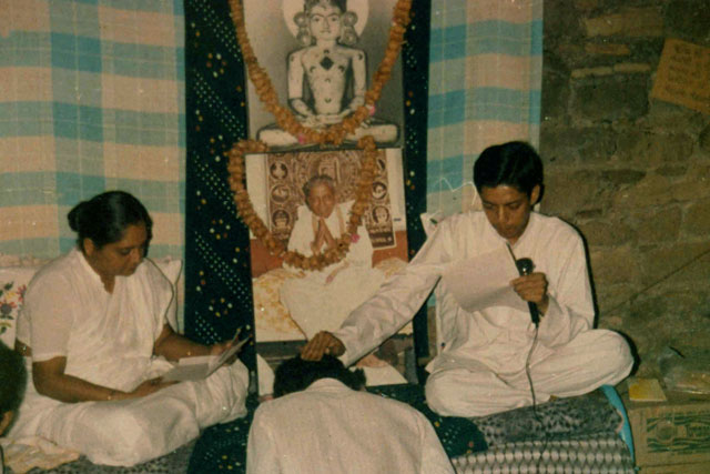 Pujya Niruma and Pujyashree
